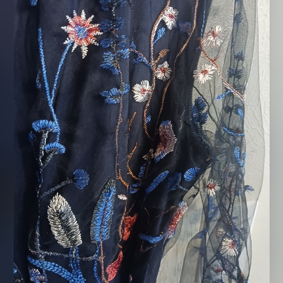 Pantsuit - Picture 3 of 8